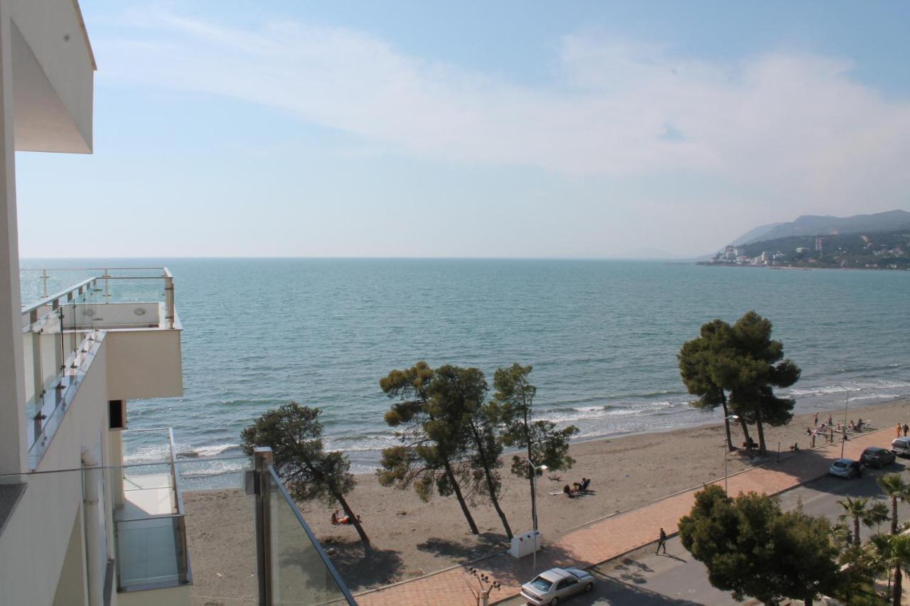Blue Apartments & Hotel Shëngjin Zewnętrze zdjęcie