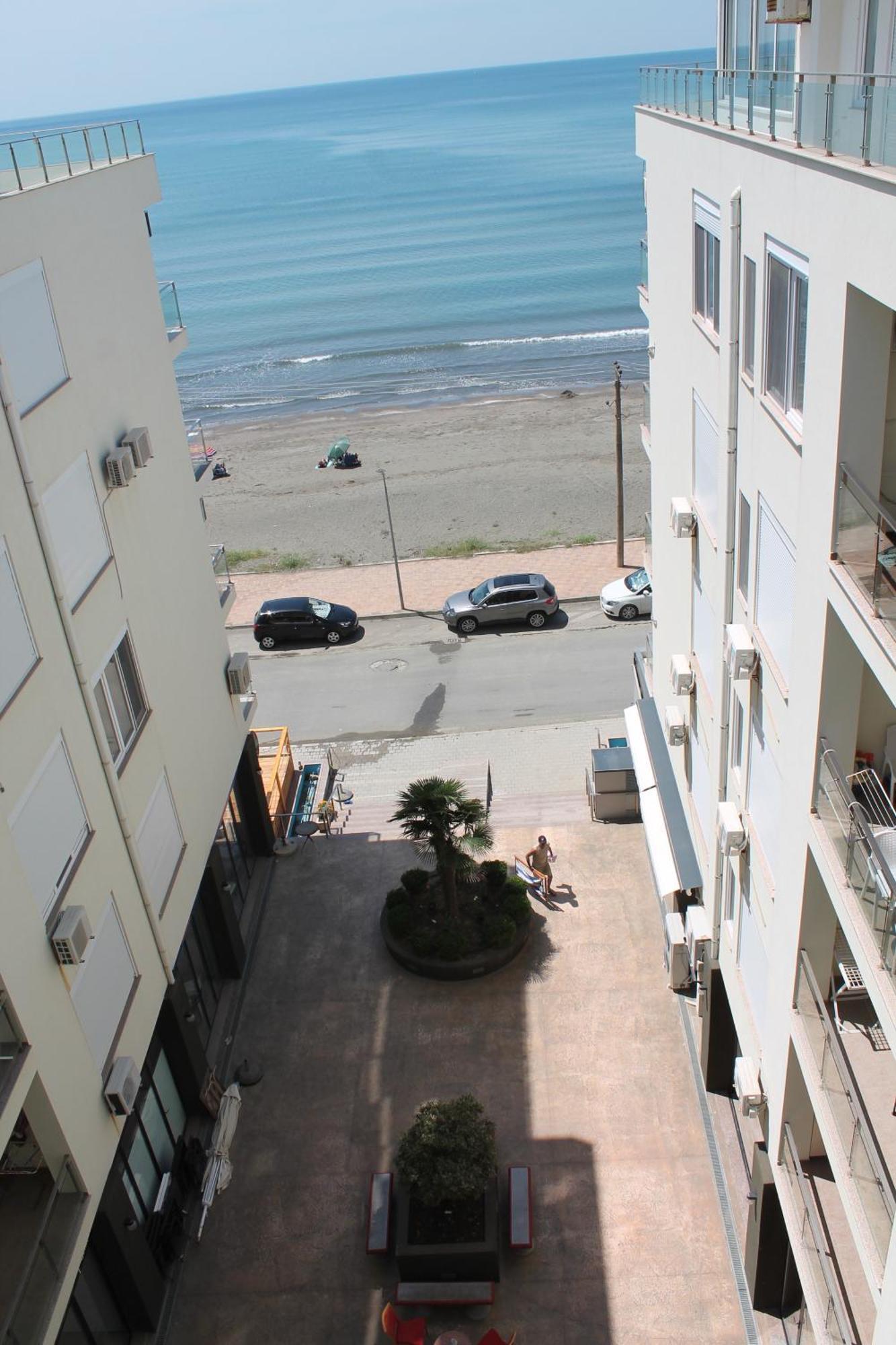 Blue Apartments & Hotel Shëngjin Zewnętrze zdjęcie