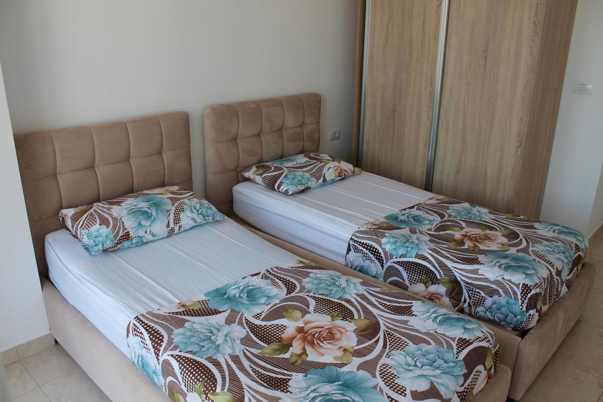 Blue Apartments & Hotel Shëngjin Zewnętrze zdjęcie