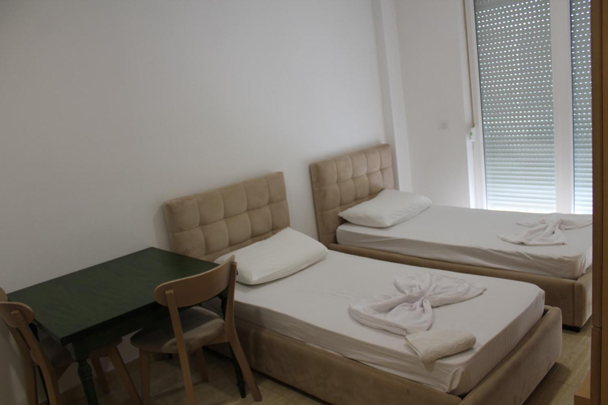 Blue Apartments & Hotel Shëngjin Zewnętrze zdjęcie